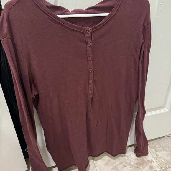LA MADE HENLEY- MERLOT - Picture 1 of 3